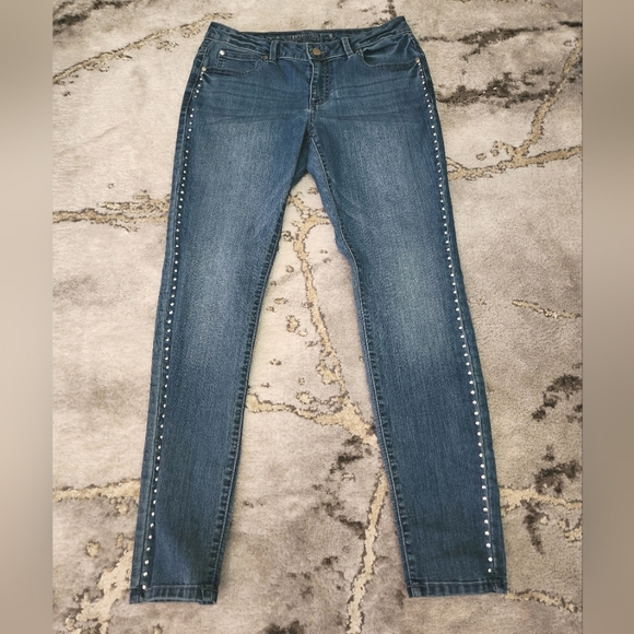 Jennifer Lopez Skinny Jeans Size 8 - Trendy Silver Studs - Chic Street Style - Picture 1 of 13
